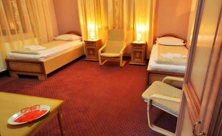 Camves Inn Sighetu Marmaţiei Kamer foto